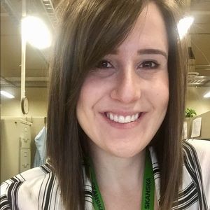 Meet your Posher, Amber